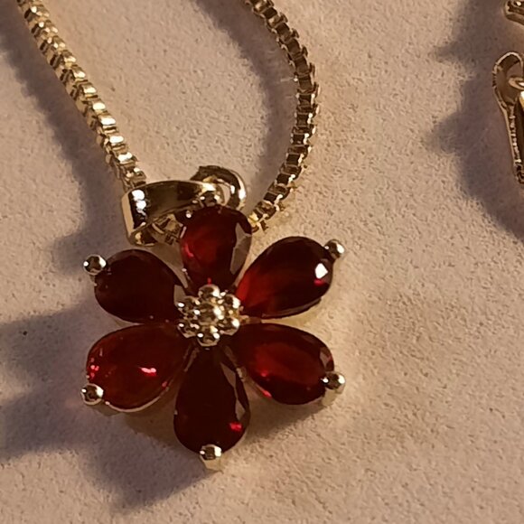 Handmade Jewelry - Brand New Handmade 18k Gold Plated Gorgeous Necklace